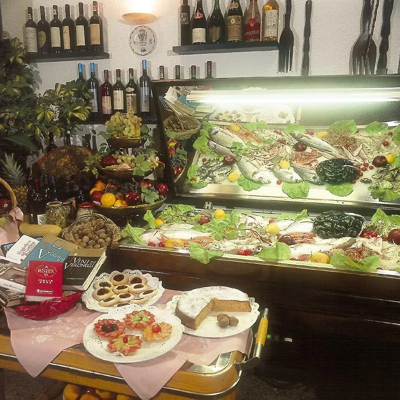 ***  ארנצאנו Hotel Ulivi איטליה