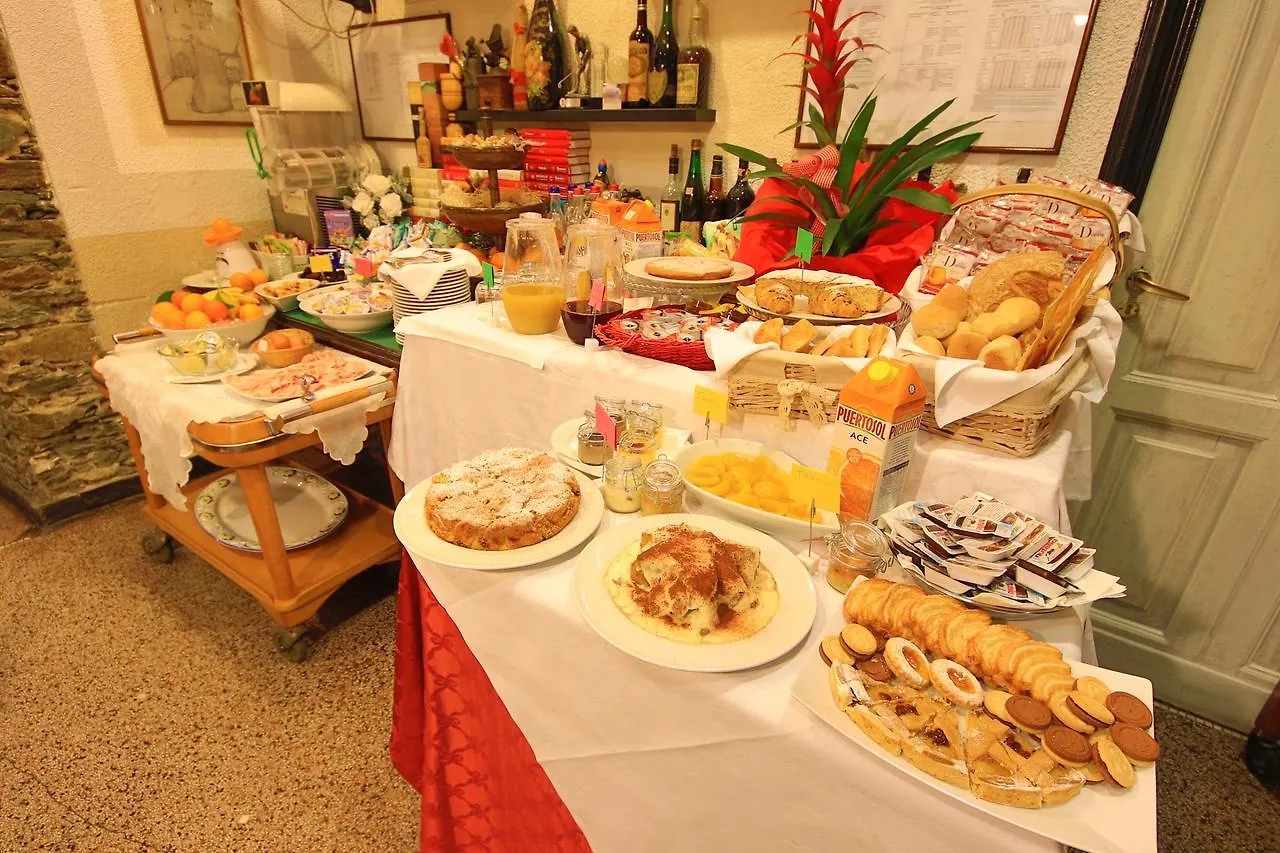 ארנצאנו Hotel Ulivi