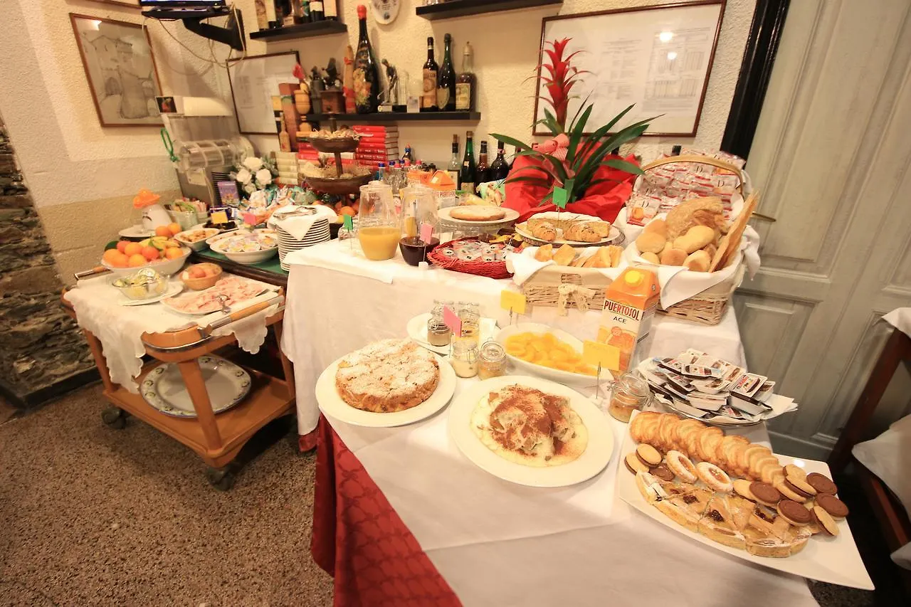 ארנצאנו Hotel Ulivi
