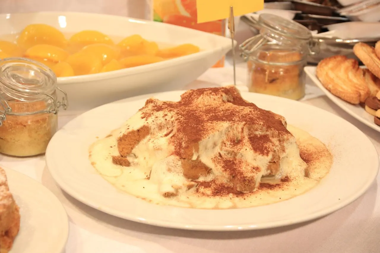 ארנצאנו Hotel Ulivi